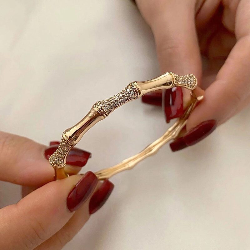 تکپوش بولگاری نگین‌دار ژوپینگ کد 673